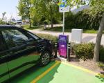 Eli10 installe une borne de recharge publique supplémentaire à Saint-Blaise